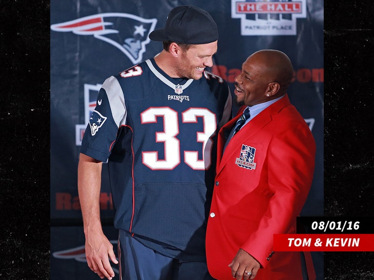 kevin-faulk-tom-brady-sub-getty-1