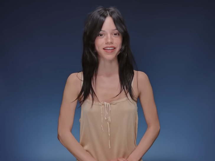 081226 jenna ortega primary
