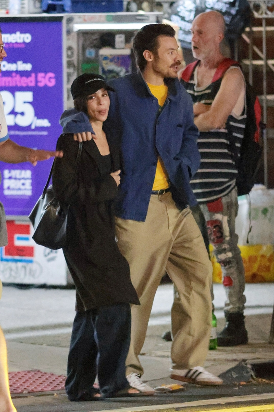 Zoe Kravitz Harry Styles Heat Cozy Up NYC 4