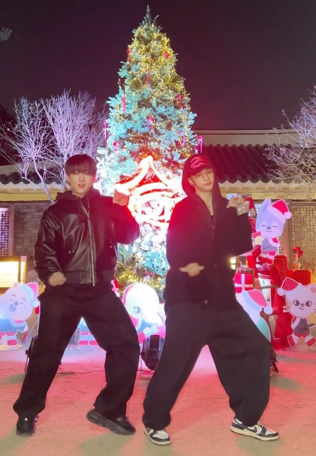 Changbin and Hyunjin