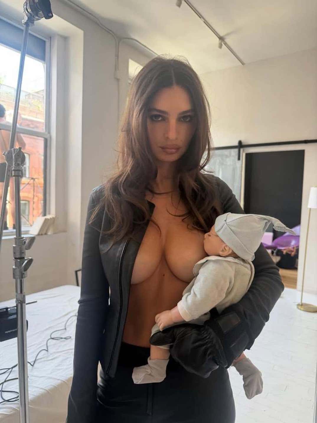 Emily Ratajkowski Topless Photoshoot Breastfeeding 0