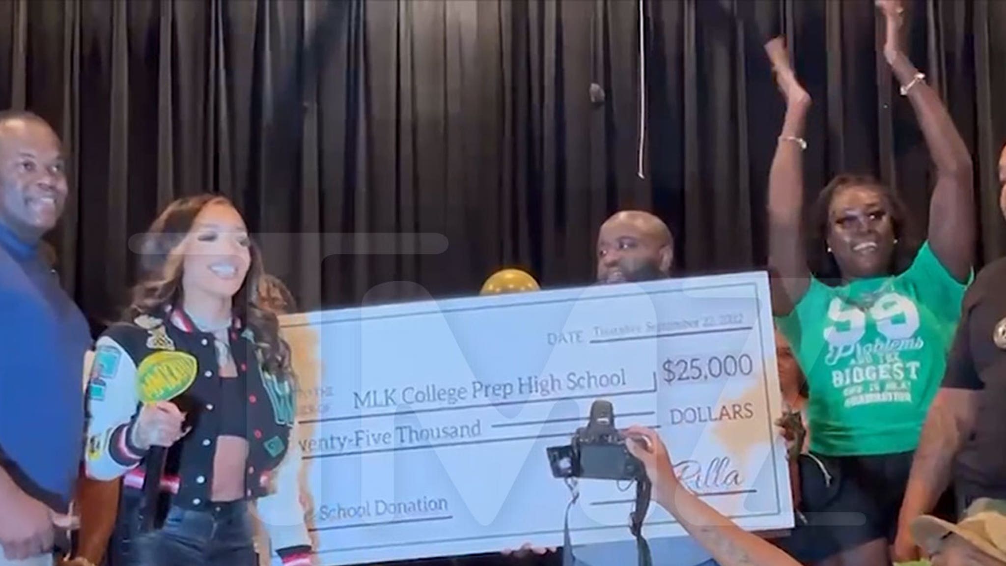 GloRilla Donates $25K To Former High School In Memphis