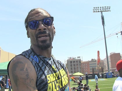 051814_snoop_dogg_primary