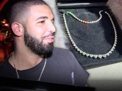 0109-drake-chain-tmz-01