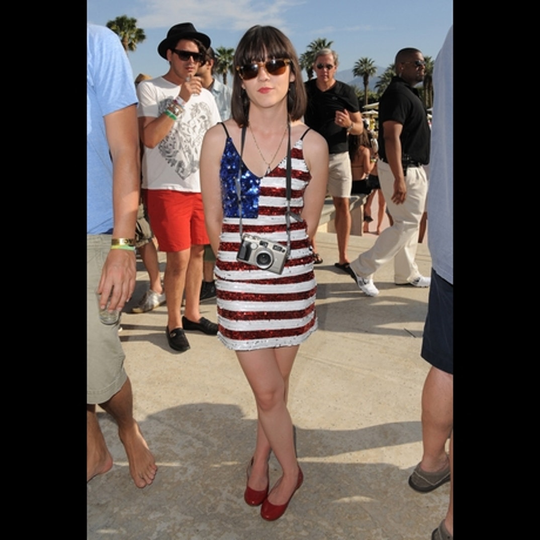 Shannon Woodward has head to toe American pride!