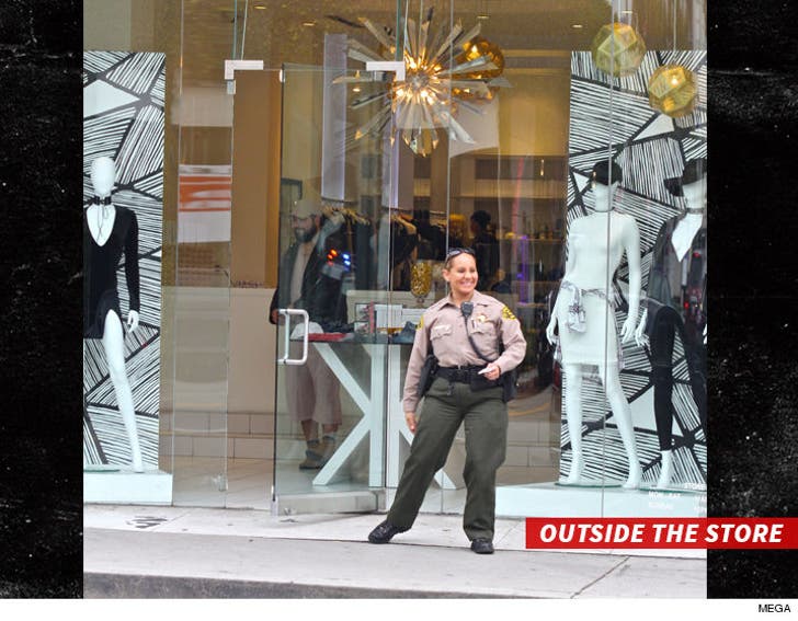 The Kardashians' DASH Store Hit by Thief PHOTOS :: 0110-cops-at-dash-store-mega-sub-3