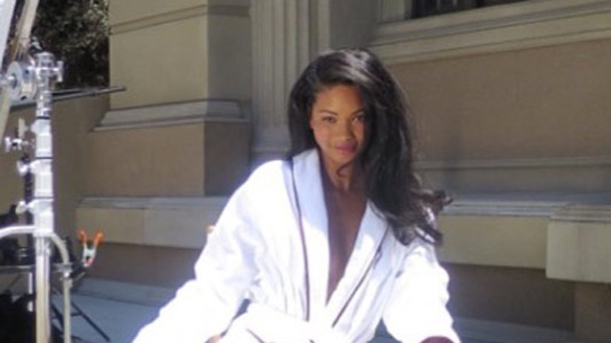 Famous Robe Shot Sexy Stars in Hot Robes