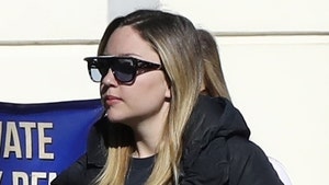 Amanda Bynes in Mental Health Facility Following Stress-Induced Relapse