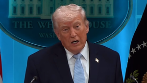 040626_trump_threatens_journalist_primary