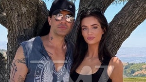 chris angel victoria lee robinson