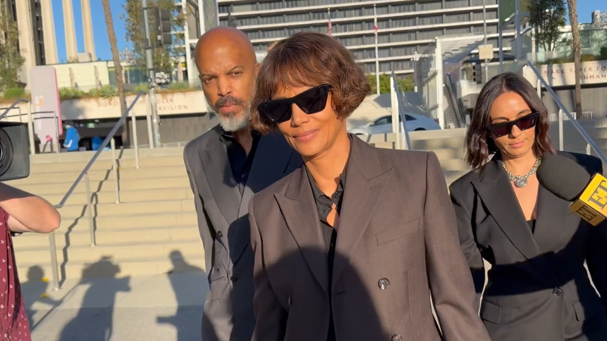 Halle Berry, Ex Olivier Martinez Mum Outside Court As Son Testifies in Custody Battle