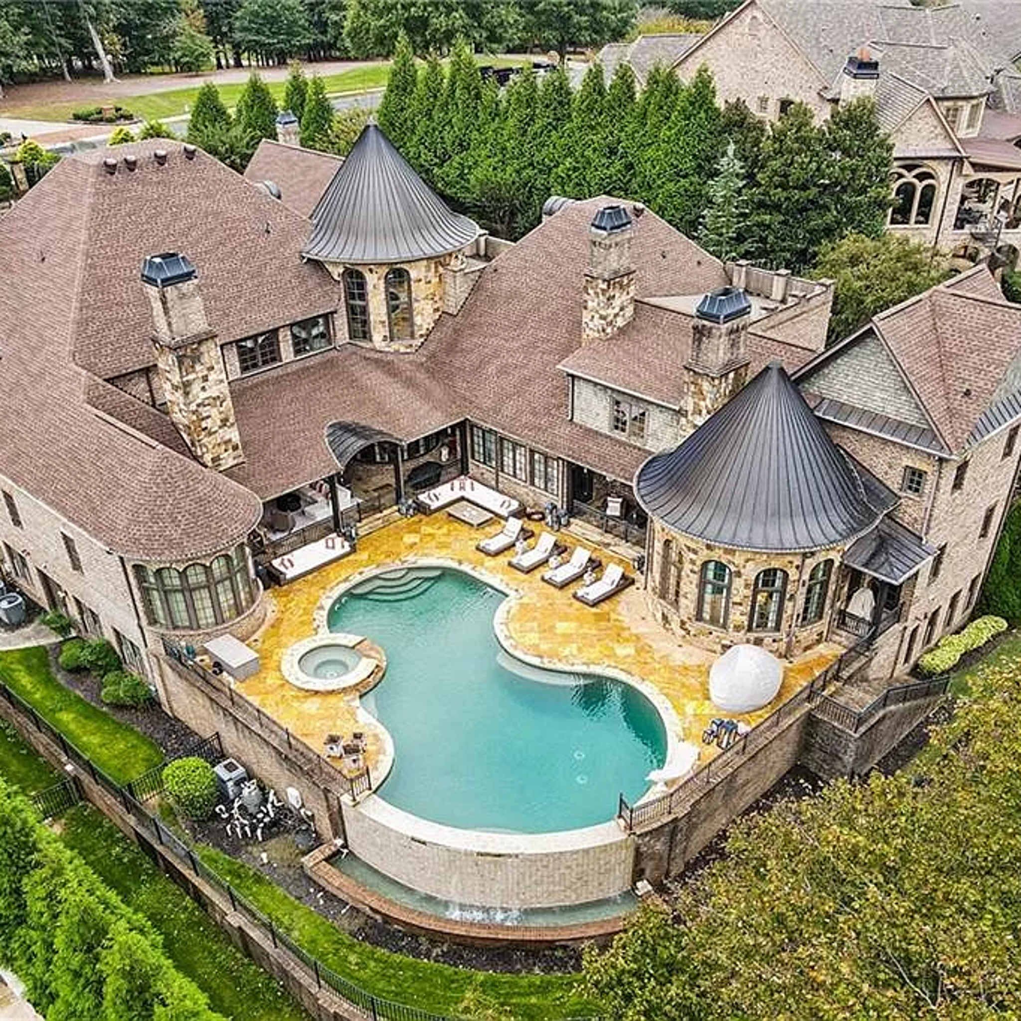 Kim Zolciak neues Haus wird gebaut