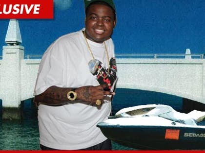 0921_sean_kingston_jetski_EX