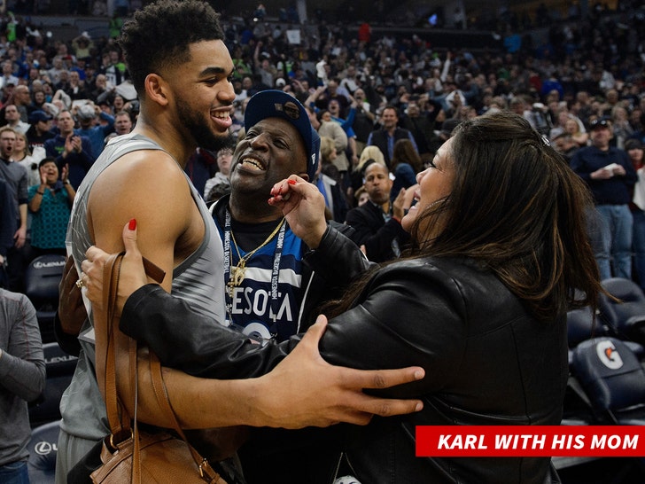 0325 karl anthony towns with his mom getty