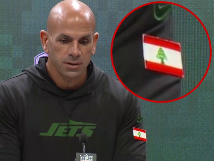 Robert Saleh palestine flag