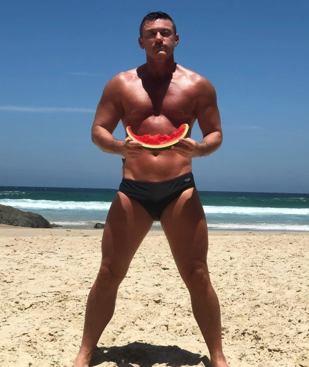 luke-evans-shirtless-photos8