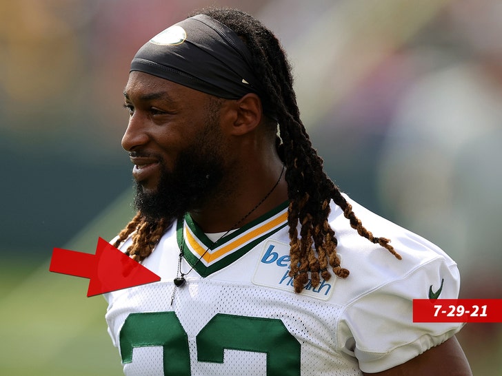 Fumble recovery: Packers star Aaron Jones finds necklace containing  father's ashes