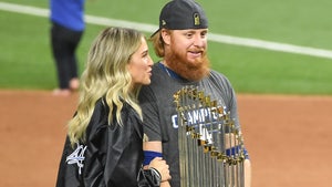Justin Turner Apologizes for COVID Exposure, 'No Excuse for My Conduct'