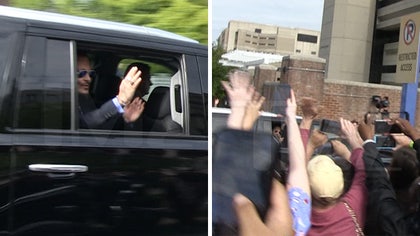 050522_johnny_depp_arrival_kal