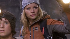 0923-Anita-Briem-Memba-Them-hero