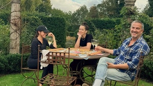 meghan markle and Kelly McKee Zajfen insta 1