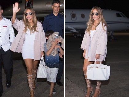 0414_jlo_dominican_republic_primary