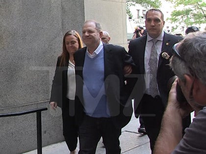 052418_harvey_weinstein_centre_street_primary