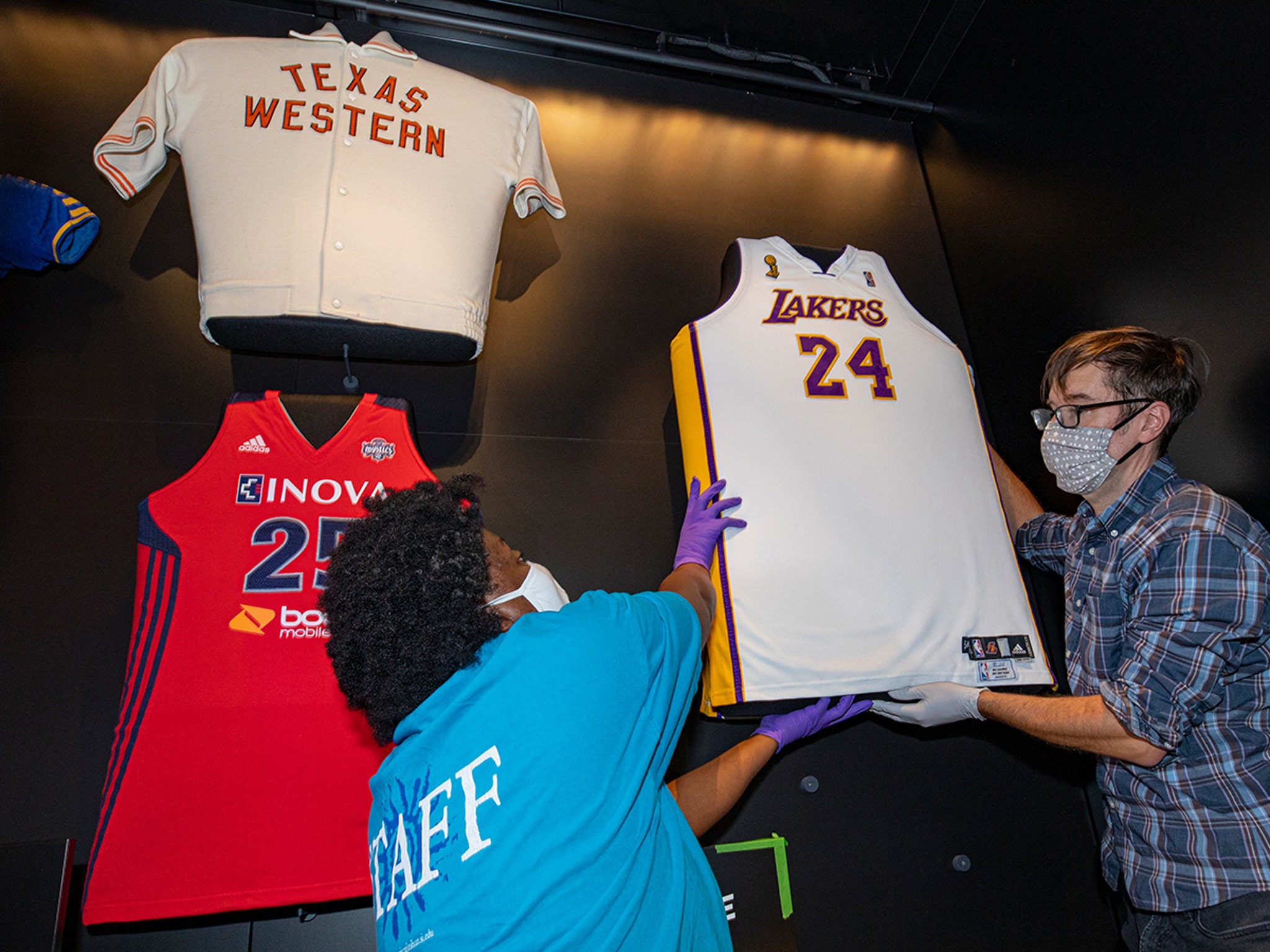 Kobe Bryant's 2008 NBA Finals jersey part of new sports exhibit at national  African American museum - TheGrio