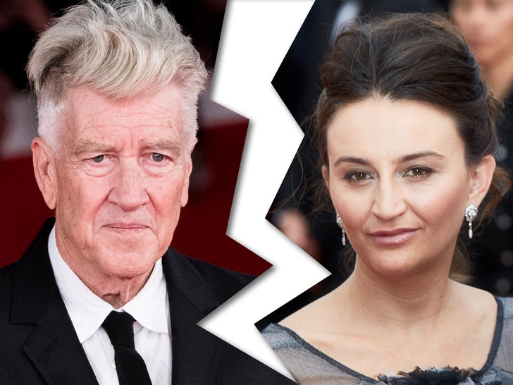 'Twin Peaks' Director David Lynch's Wife Files for Divorce