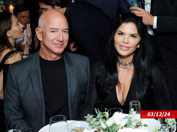 jeff bezos lauren sanchez