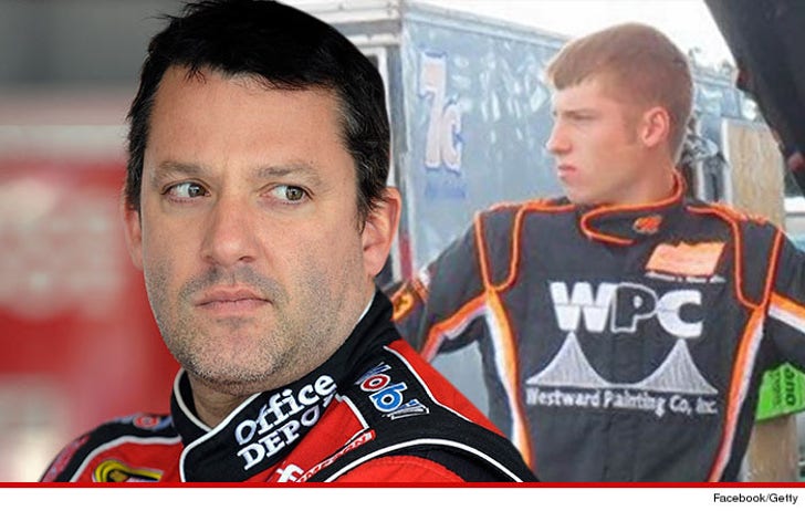 Tony Stewart -- Officials Obtain 'Enhanced Video' In Death Investigation :: 0911-tony-steward-kevin-ward-jr-facebook-getty-4