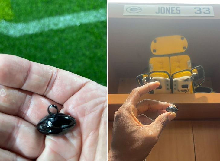 Packers' Aaron Jones Scores TD and Celebrates by Showing Off Logo Necklace  - Mann's Jewelers