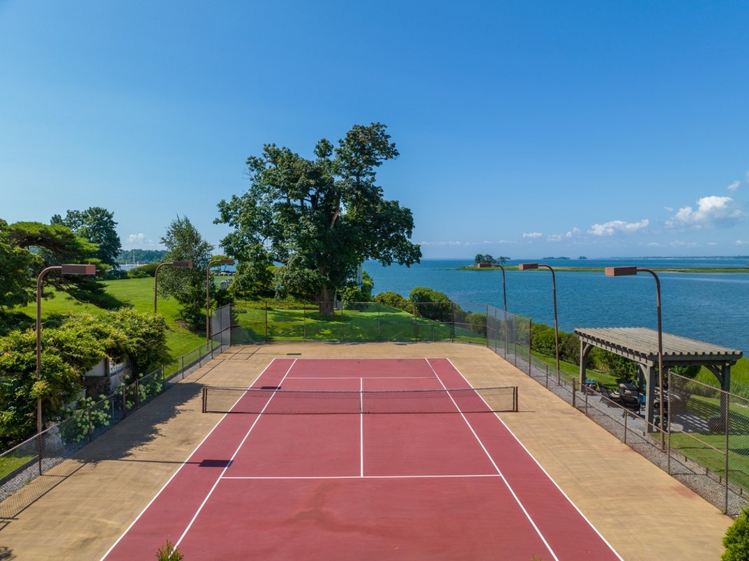 Kathie Lee Gifford Lists Connecticut Home 28