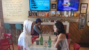 Justin Bieber and Selena Gomez Grab Breakfast Together One-on-One