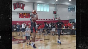 Russell Westbrook Shows Off His Thighs At Team USA Practice
