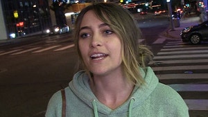 Paris Jackson on Importance of Communicating By Any Means in Quarantine