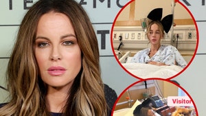 Kate Beckinsale hospital