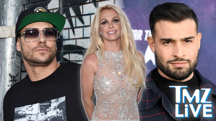 081825_tmz_live_sam_asghari