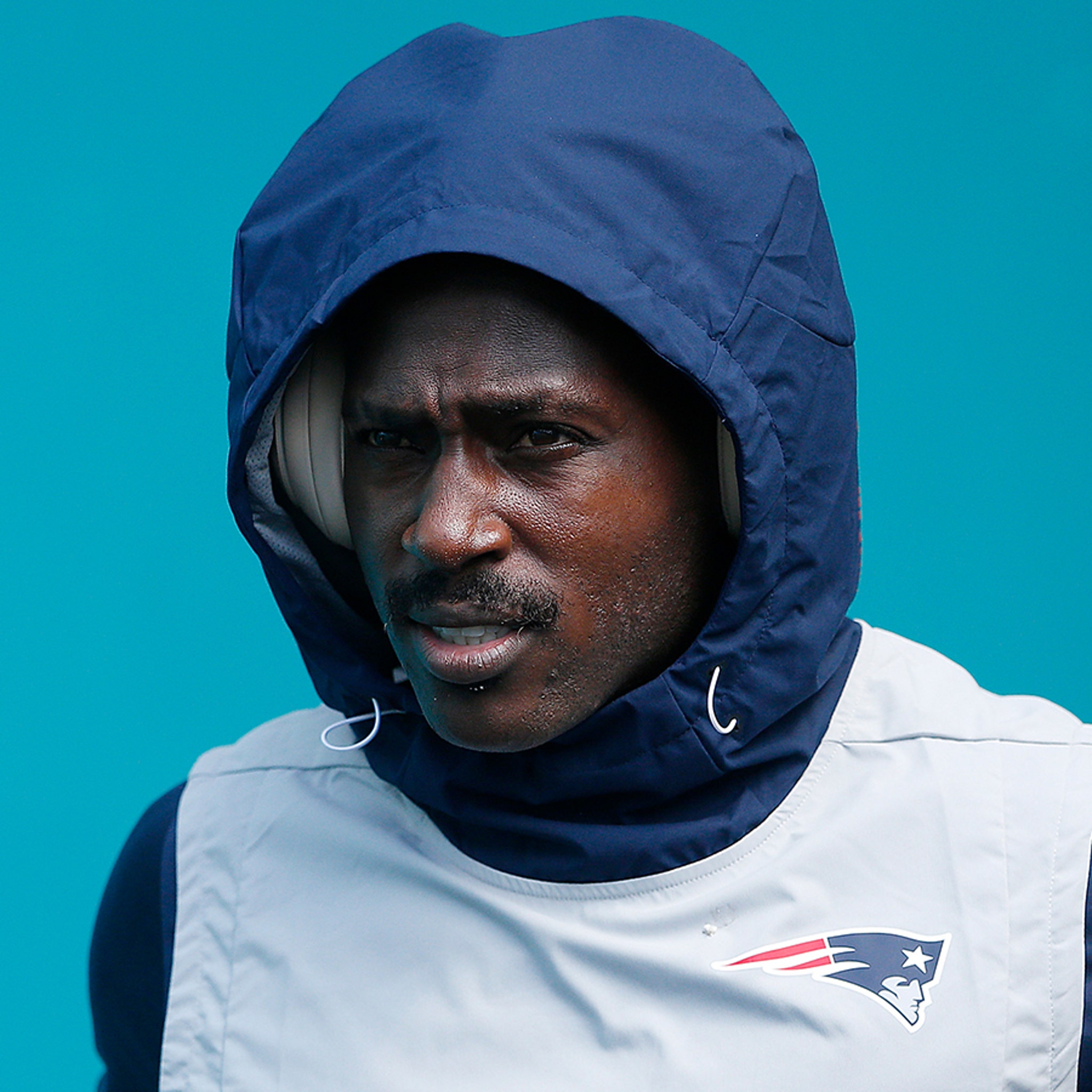 Antonio Brown released by New England Patriots