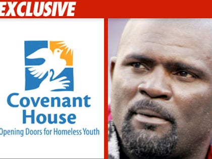 0512_lawrence_taylor_EX_getty