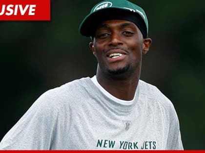 0804-plaxico-burress-getty-EX