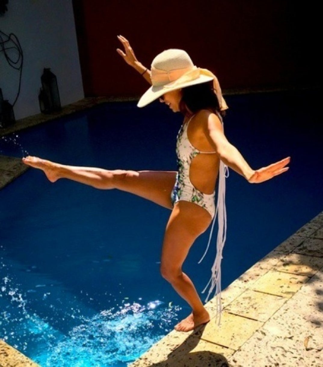 1030_eva_longoria_hot16