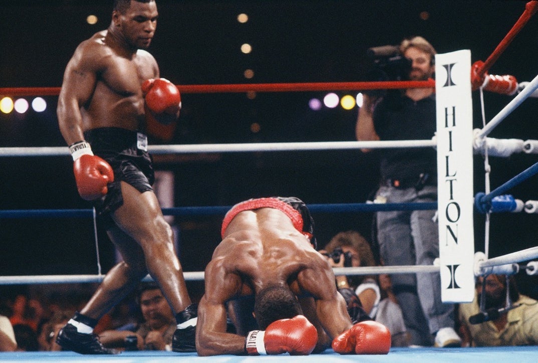 Mike Tyson Fight photos 12