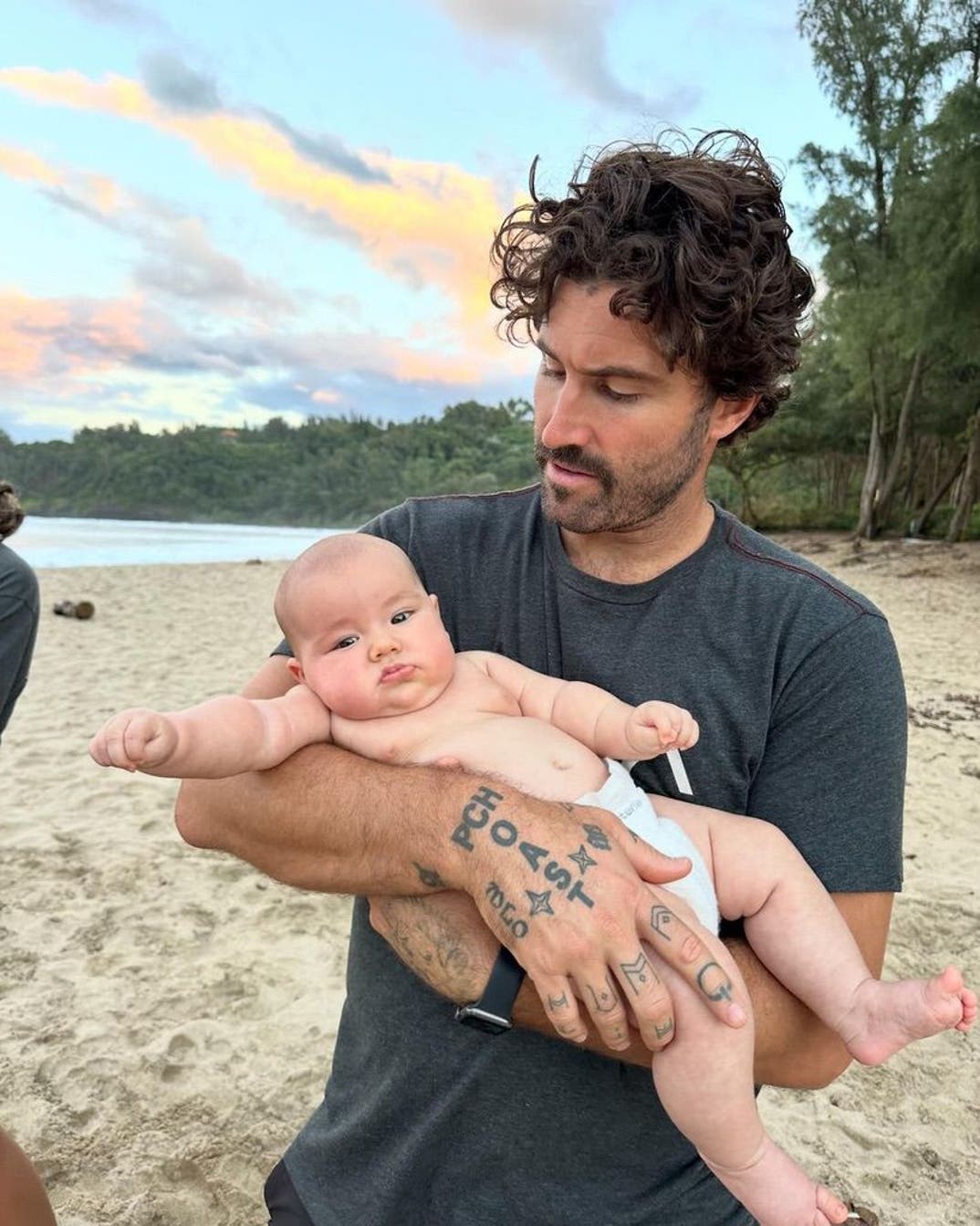 1109 Brody Jenner Tia Blanco Family Beach Vacay 3