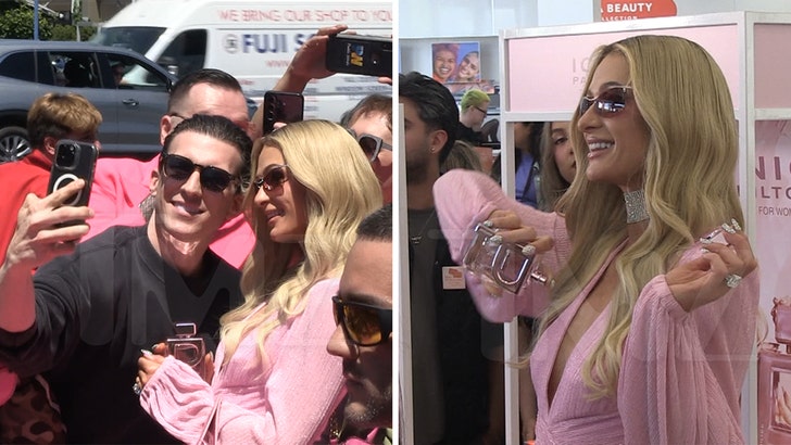 043025_paris_hilton_crowds_kal