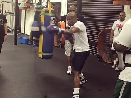 062917_floyd_mayweather_primary