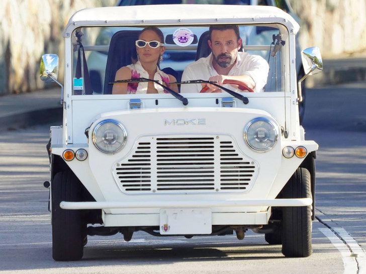 JLO and Ben ride a mini moke in St Barths