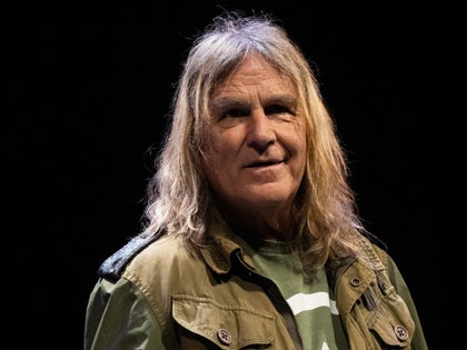 Mike Peters Died April 28, 2025