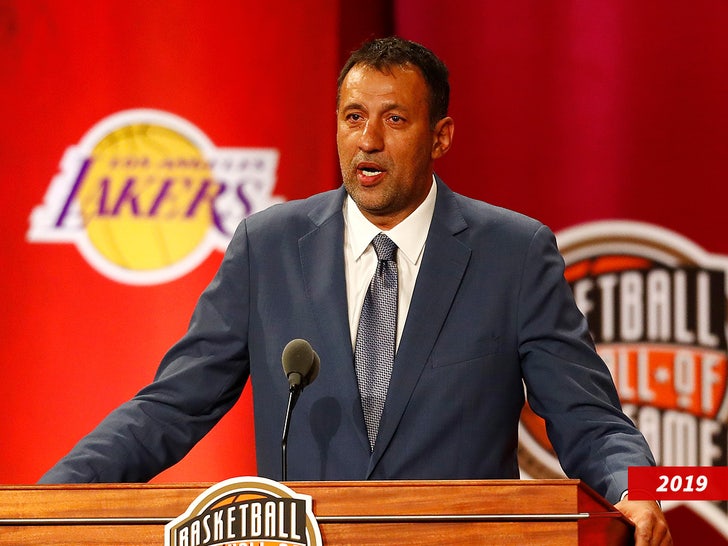 Vlade Divac lakers sub getty swipe