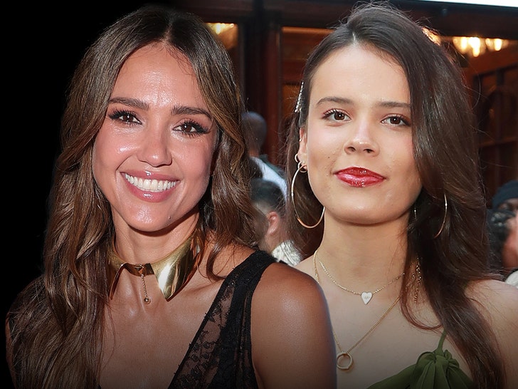 Jessica Alba and Honor marie Warren Getty 3